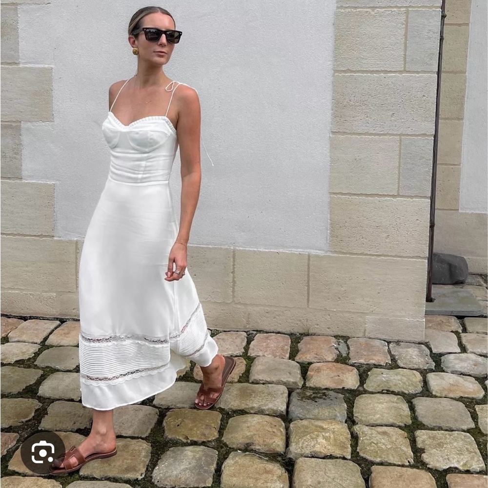 Brand New With TAGS Reformation Ronan Dress